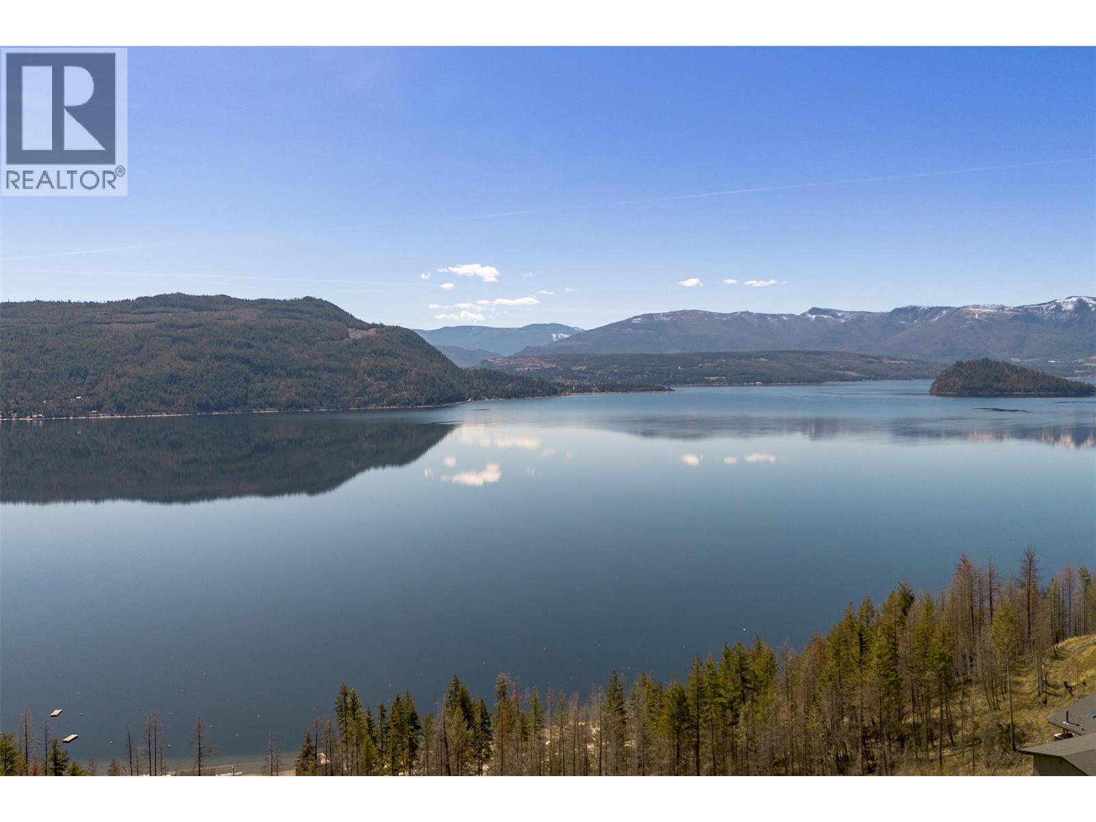  5230 Tallington Drive, Celista