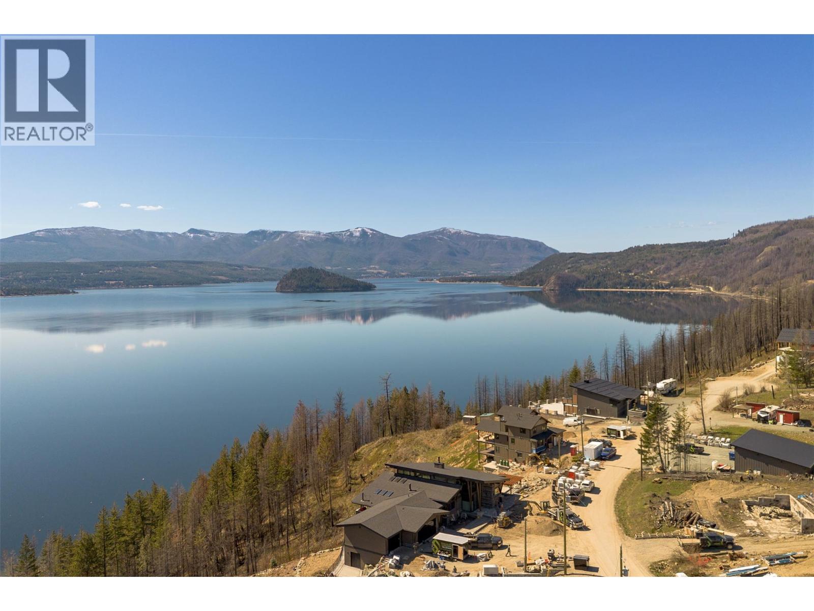  5230 Tallington Drive, Celista