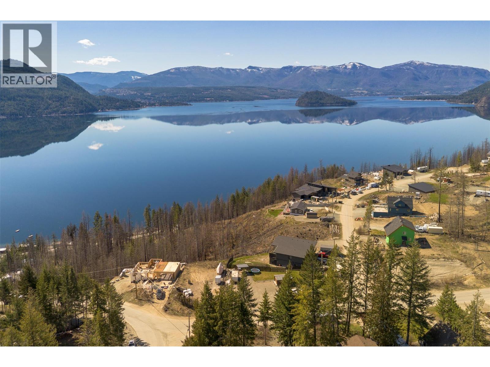  5230 Tallington Drive, Celista