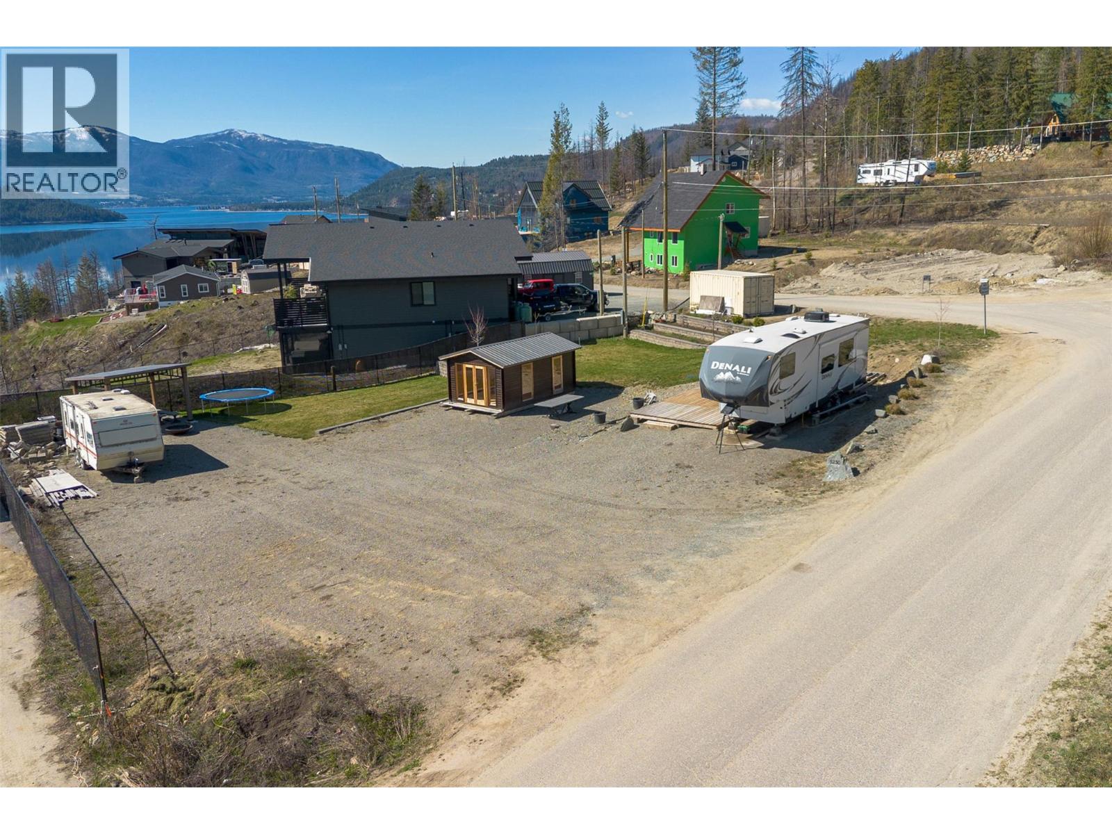  5230 Tallington Drive, Celista