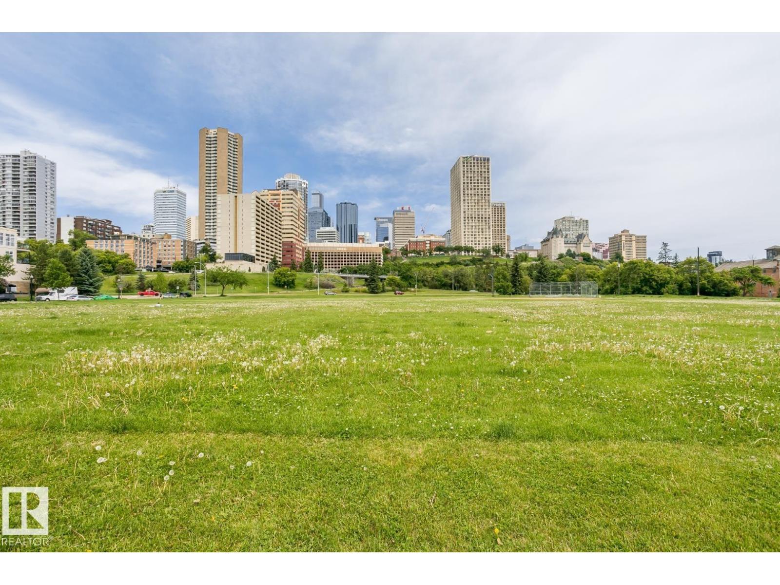 9737 101 ST NW - 54