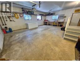 10 Yandeau Crescent, Radville, SK S0C2G0 Photo 41