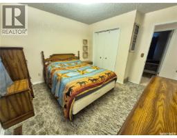 10 Yandeau Crescent, Radville, SK S0C2G0 Photo 19