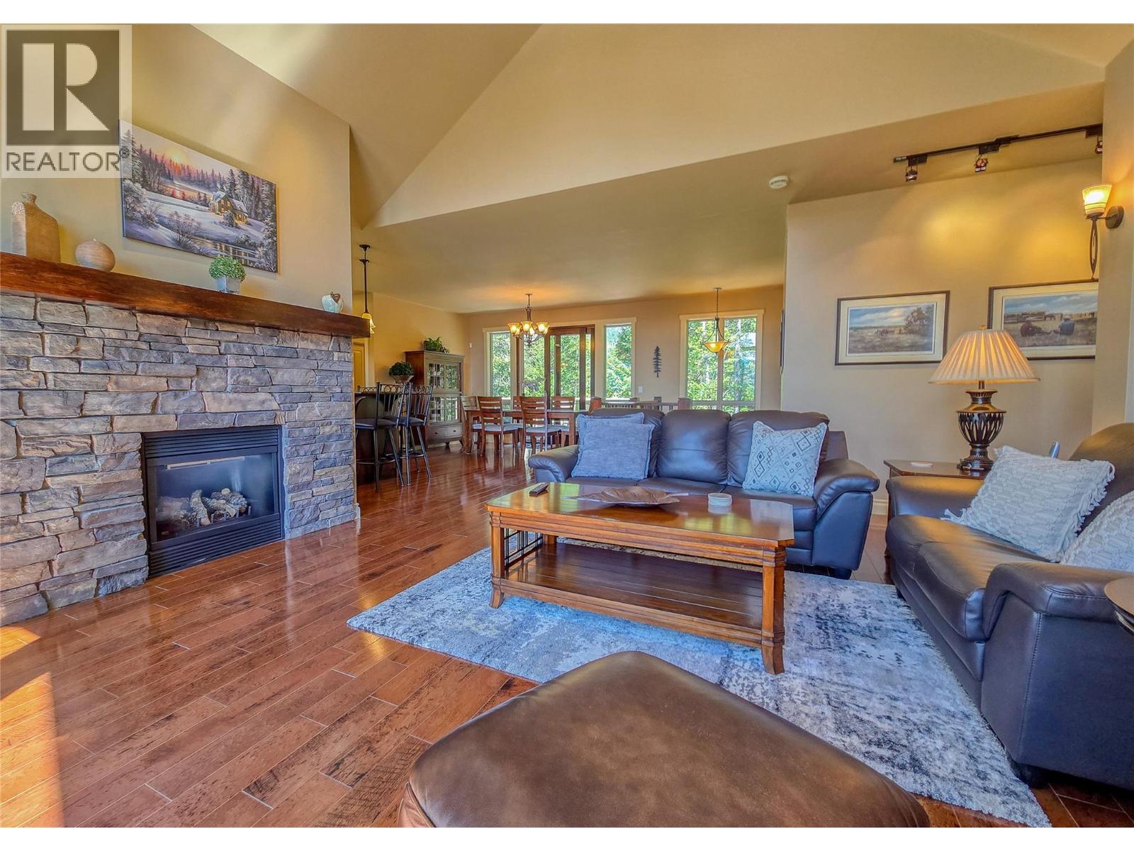 8128 Duby Road - 14