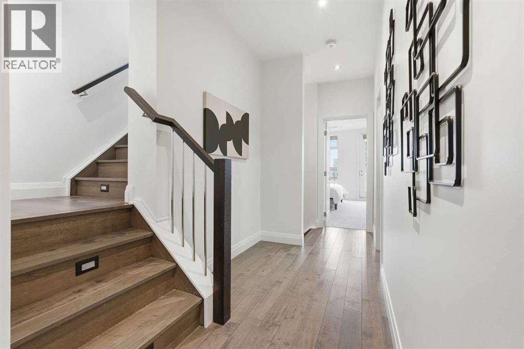2109 20 Avenue SW - 32