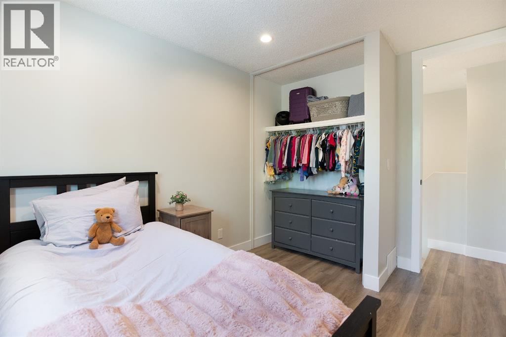 167 Sunvale Crescent SE - 20