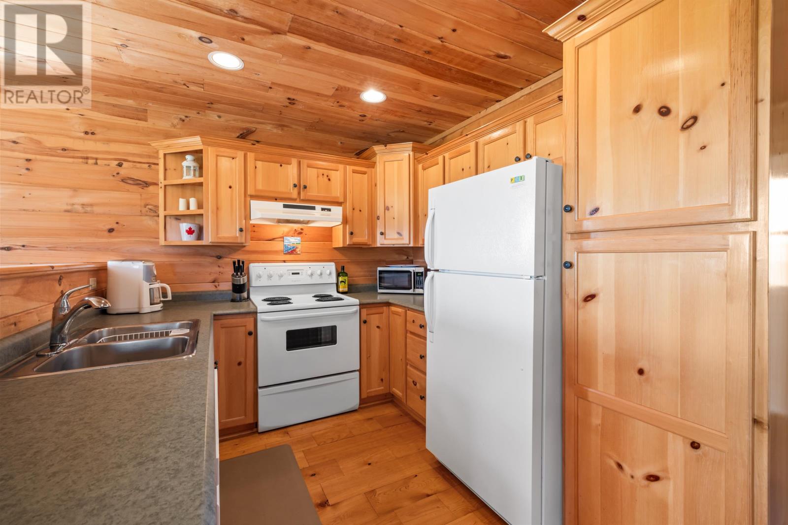 236 HEBRIDES Lane - 11