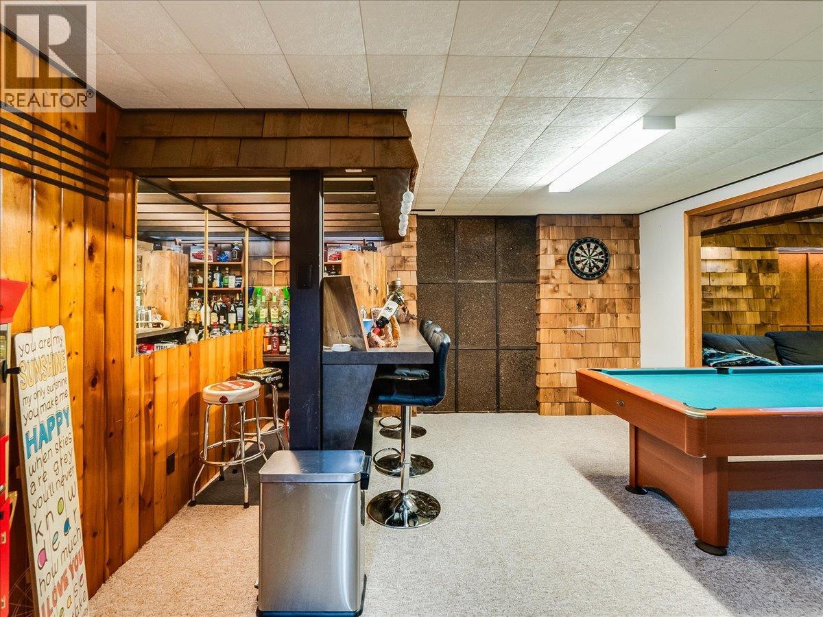 2927 UPPER LEVELS Road, Robson