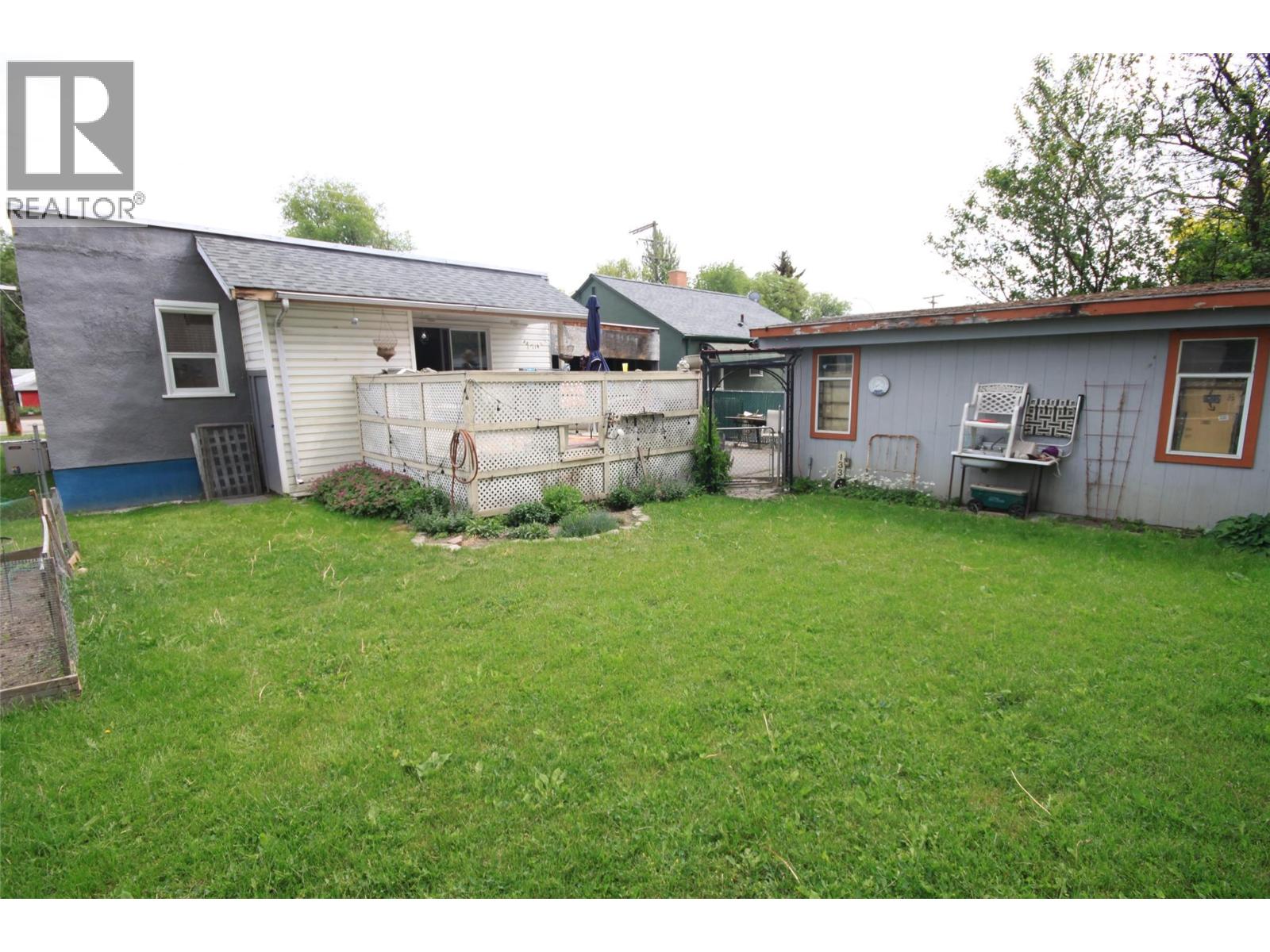  3208 35 Street, Vernon