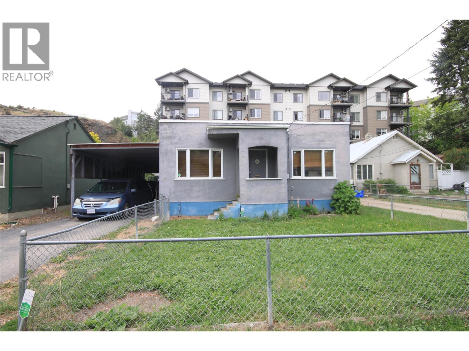  3208 35 Street, Vernon