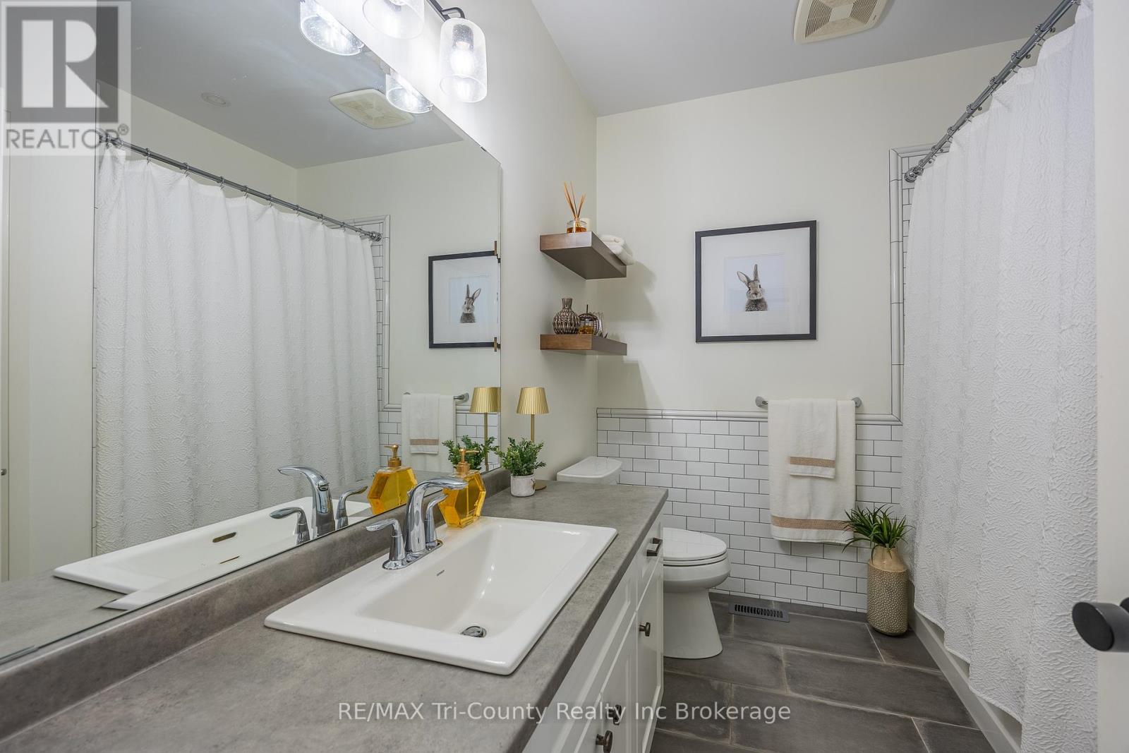 18 BELMONT AVENUE - 10