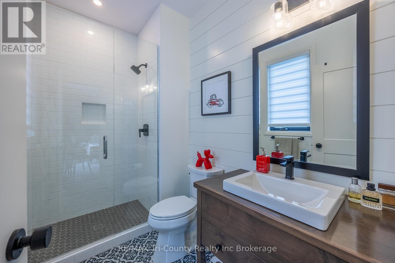 18 BELMONT AVENUE - 14