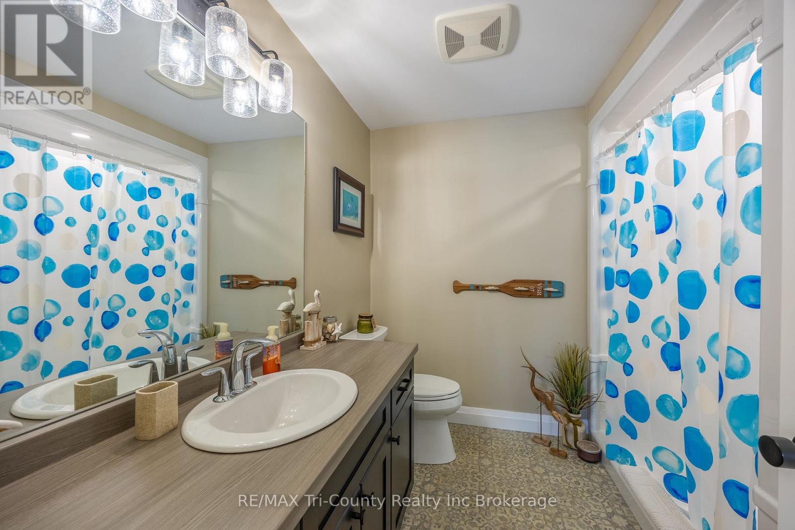 18 BELMONT AVENUE - 15