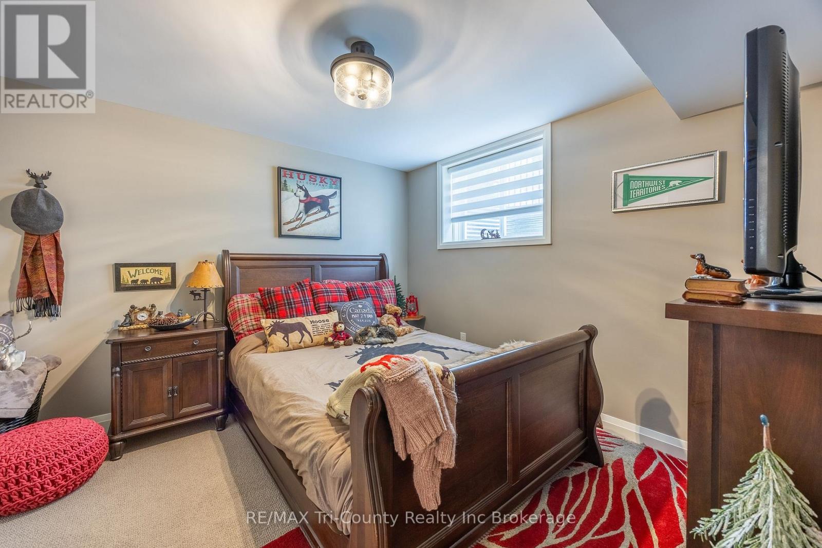 18 BELMONT AVENUE - 16