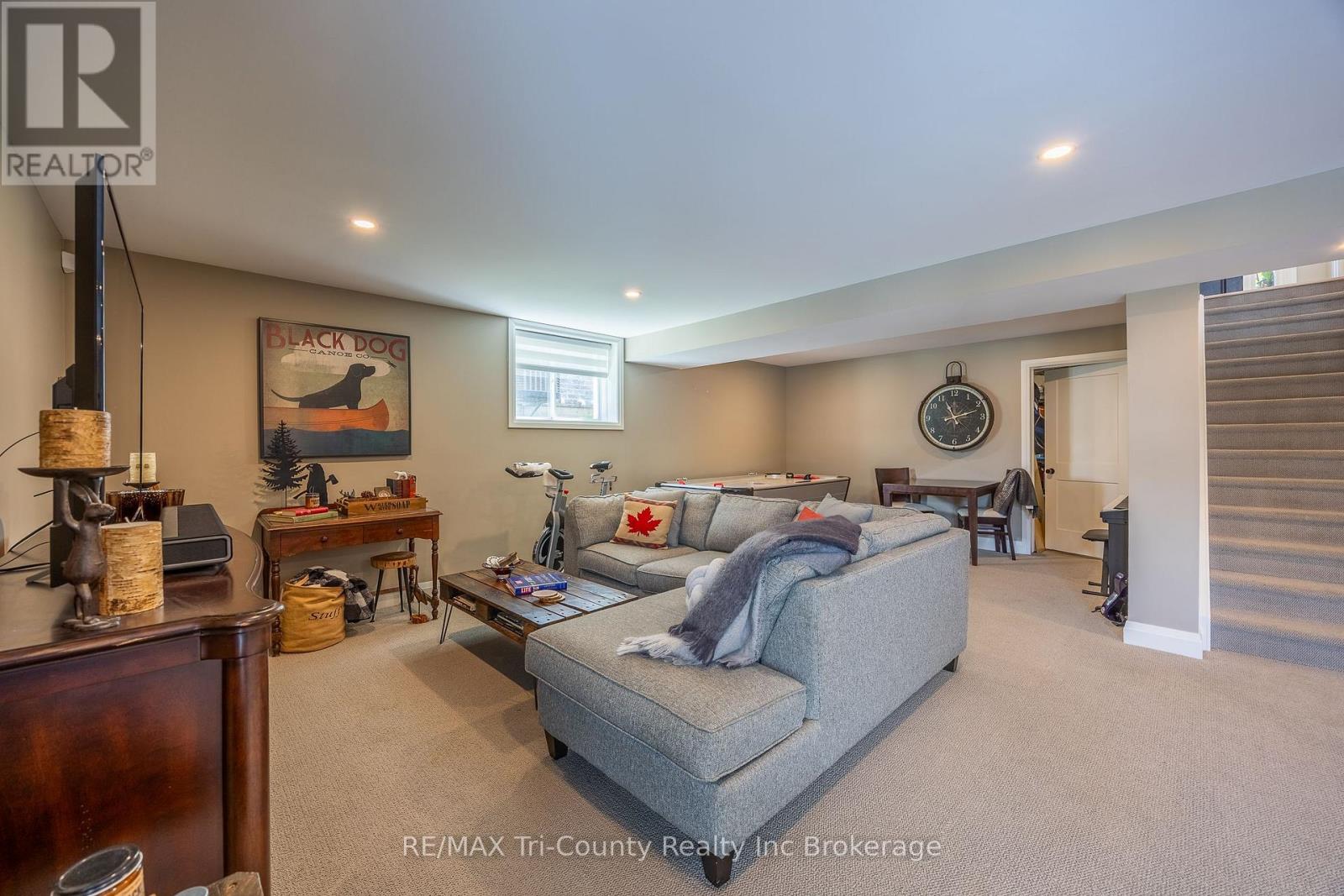 18 BELMONT AVENUE - 20