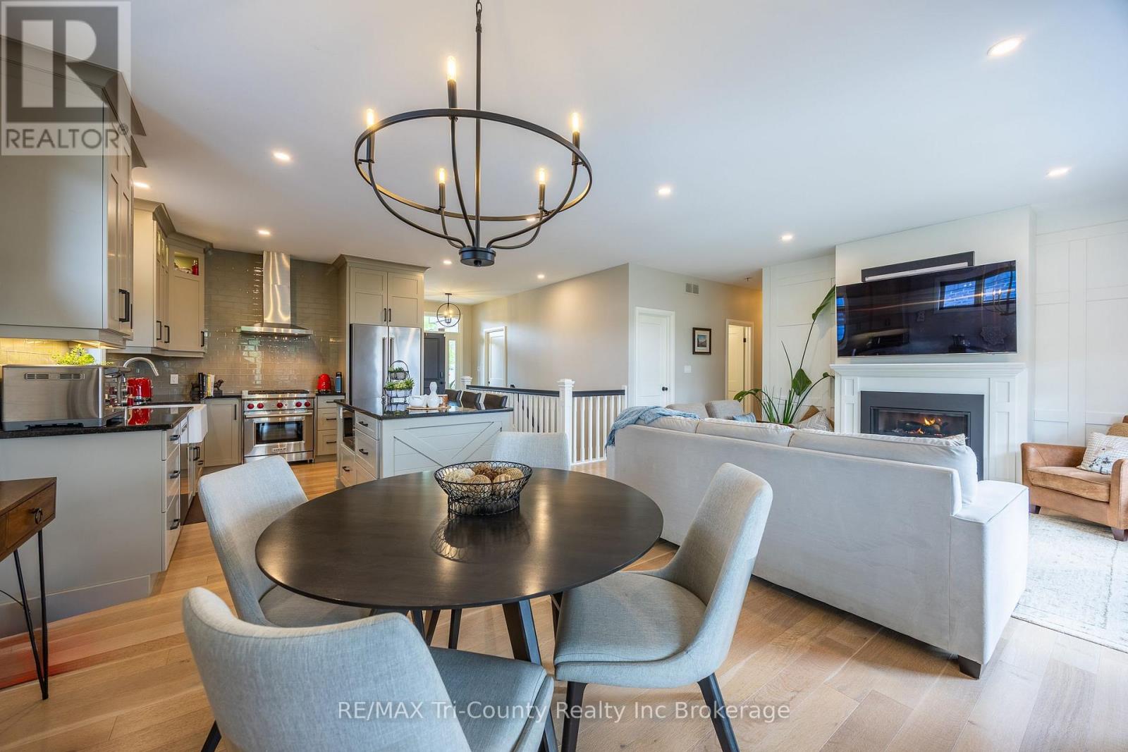 18 BELMONT AVENUE - 8