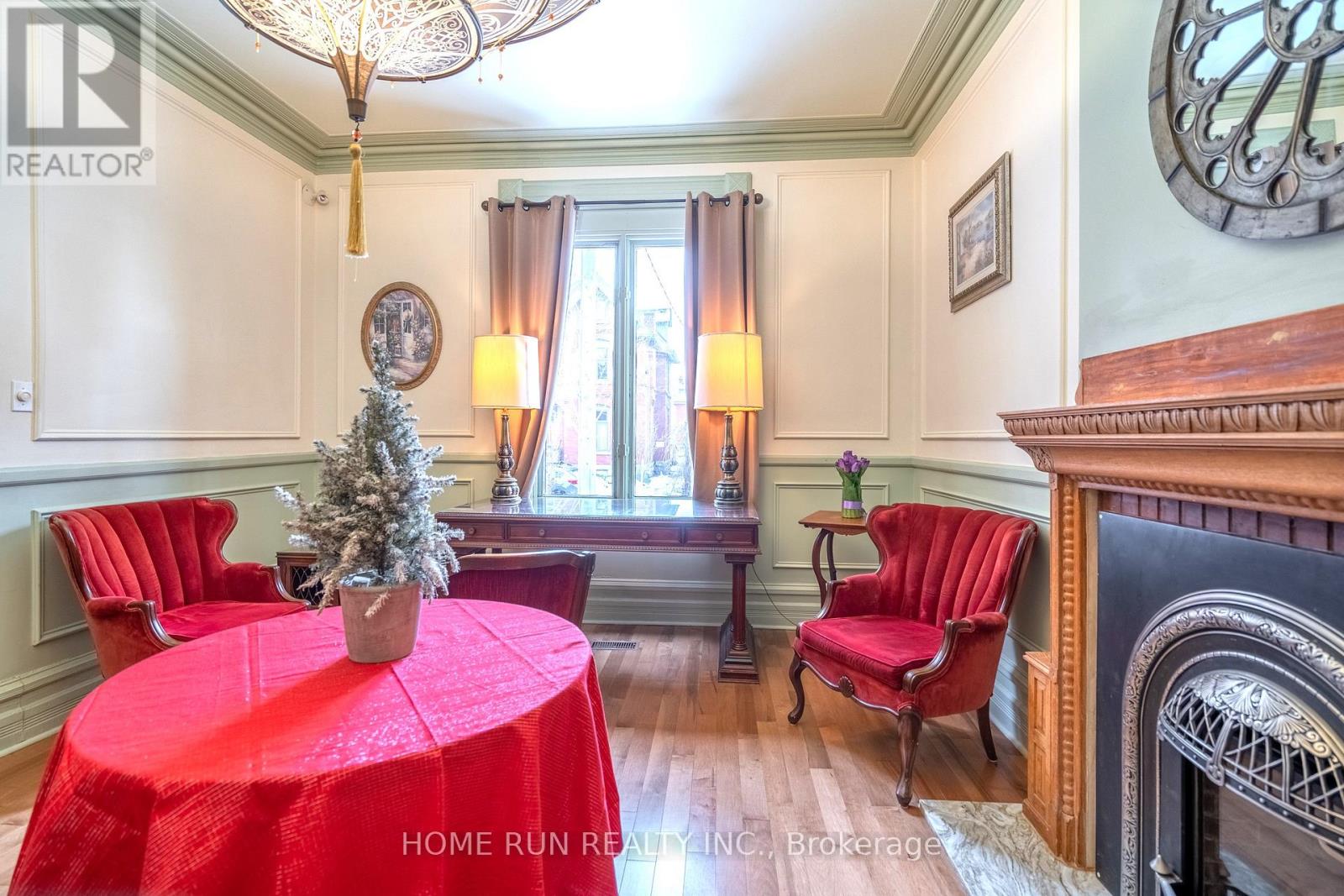 431 GILMOUR STREET - 6