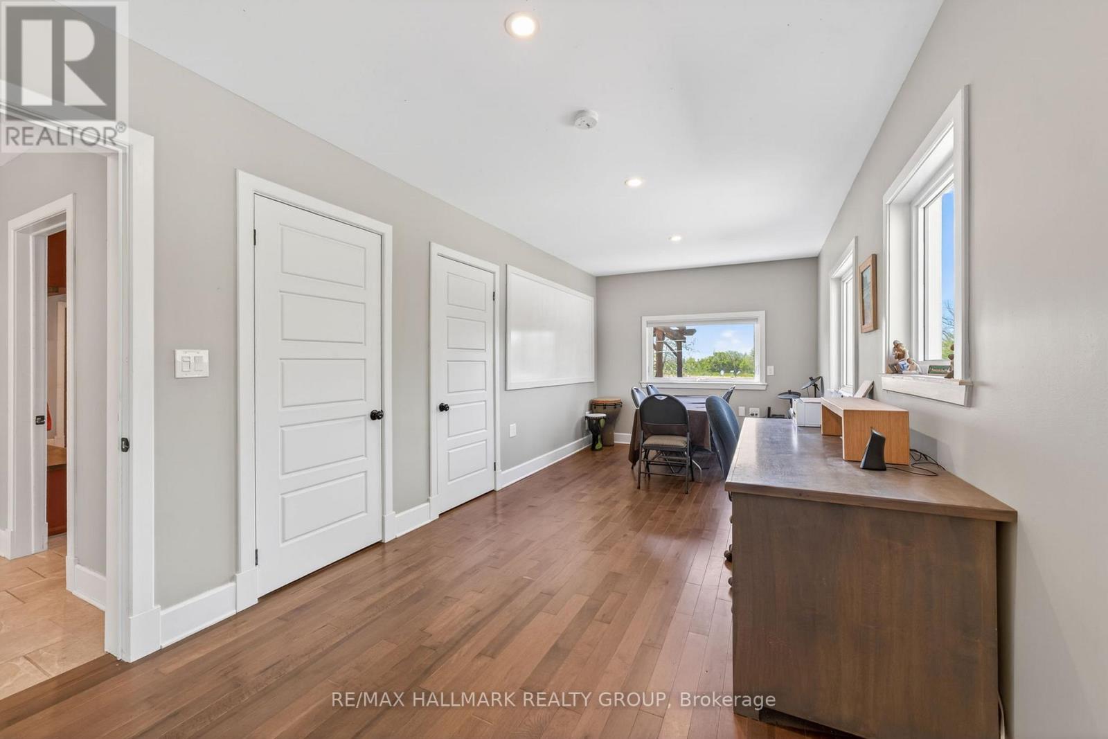 6548 CARP ROAD - 16