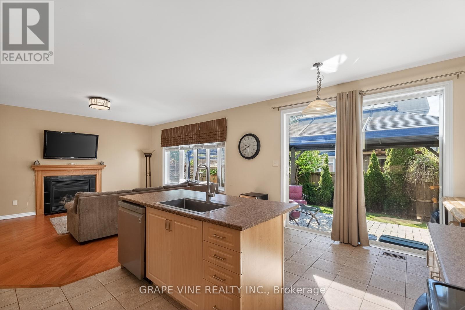 207 MISTRAL WAY - 16