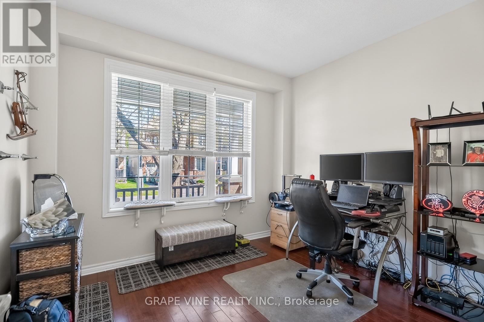 207 MISTRAL WAY - 8