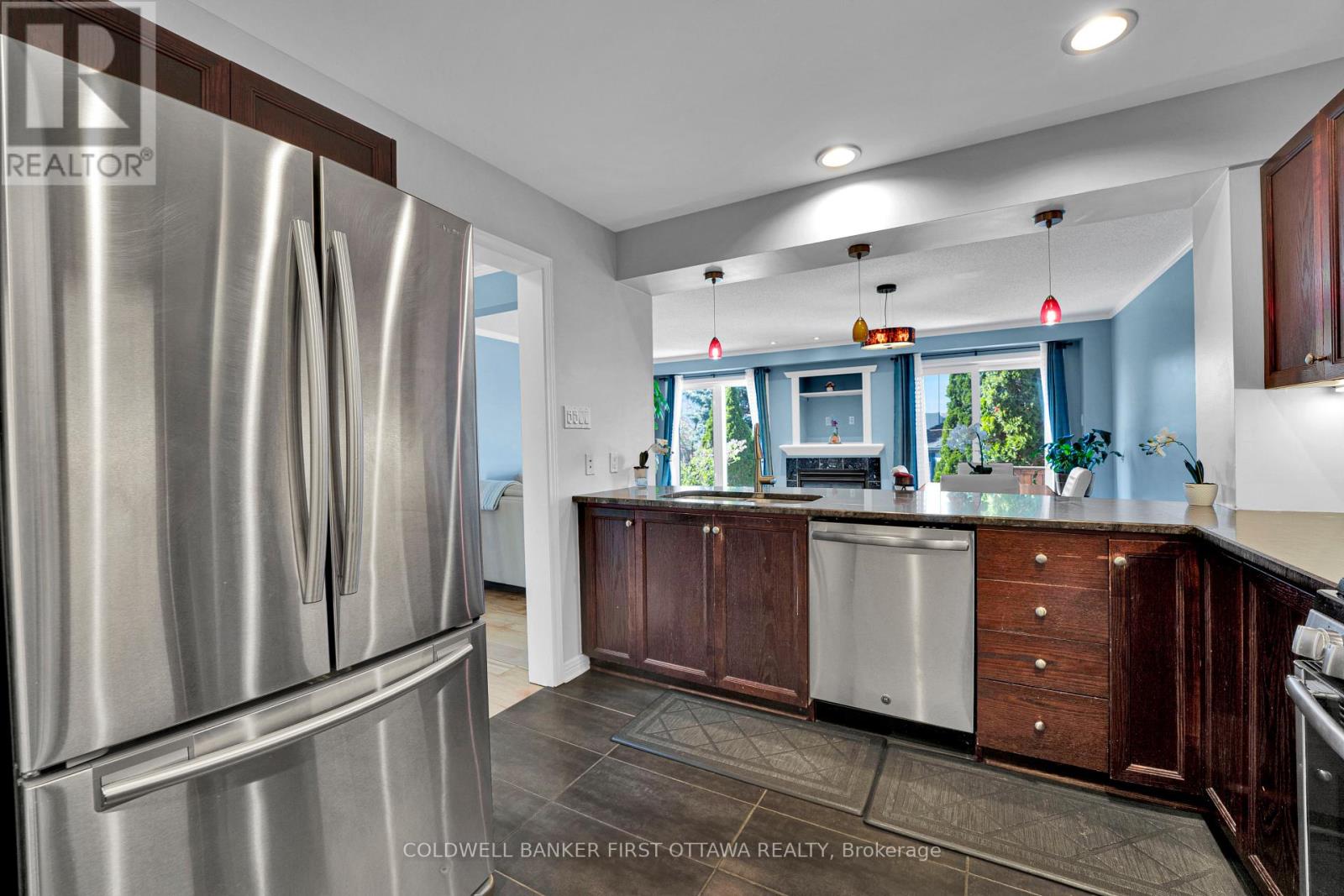 937 MARKWICK CRESCENT - 16