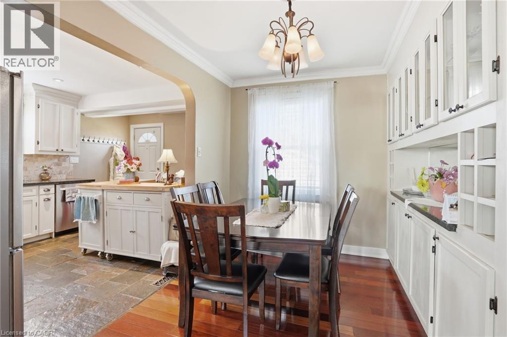 848 UPPER WELLINGTON Street - 11