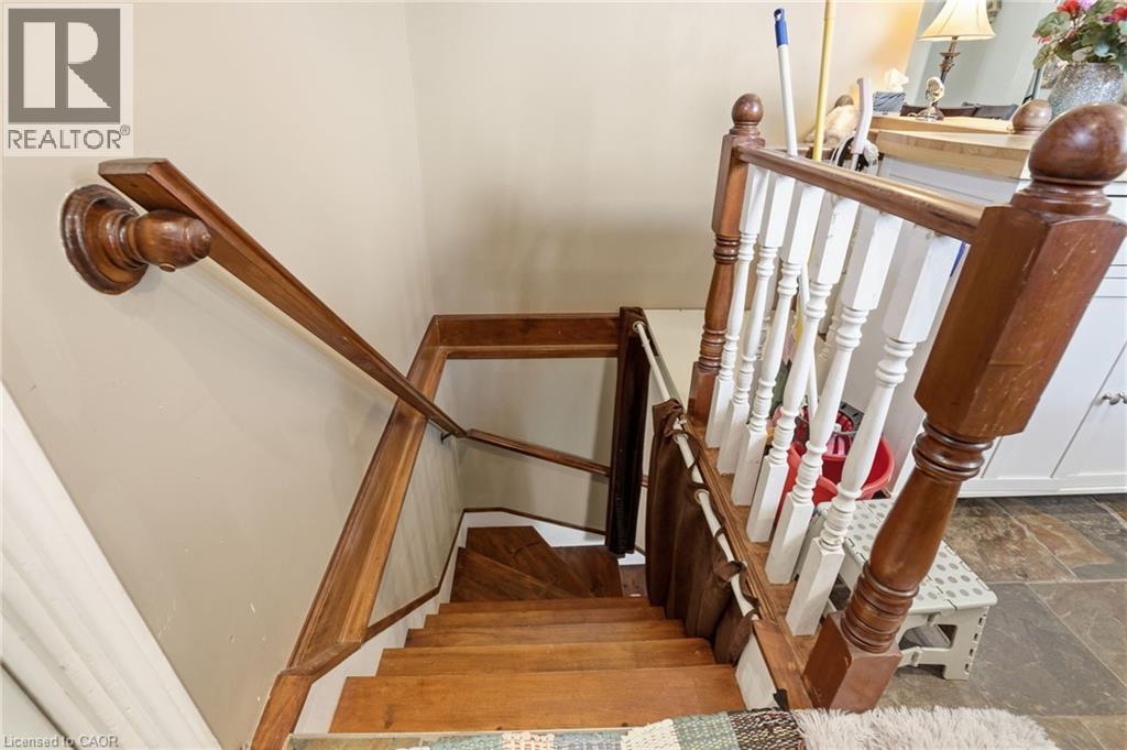 848 UPPER WELLINGTON Street - 21