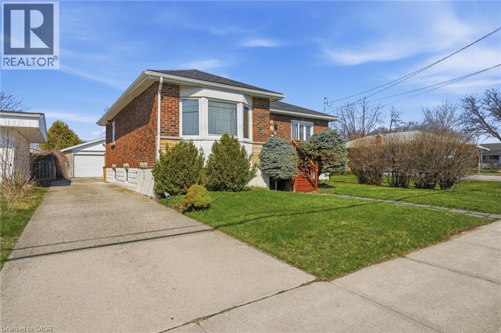 848 UPPER WELLINGTON Street - Image 3