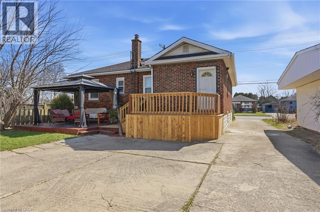 848 UPPER WELLINGTON Street - 34