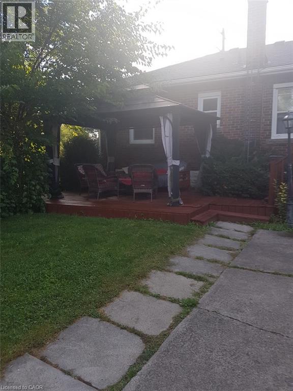 848 UPPER WELLINGTON Street - 46