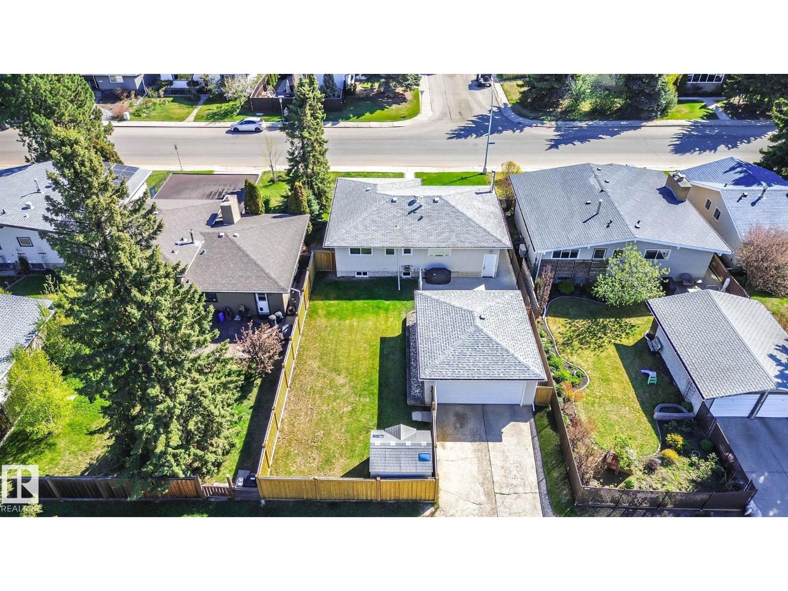 3748 117 ST NW - 2