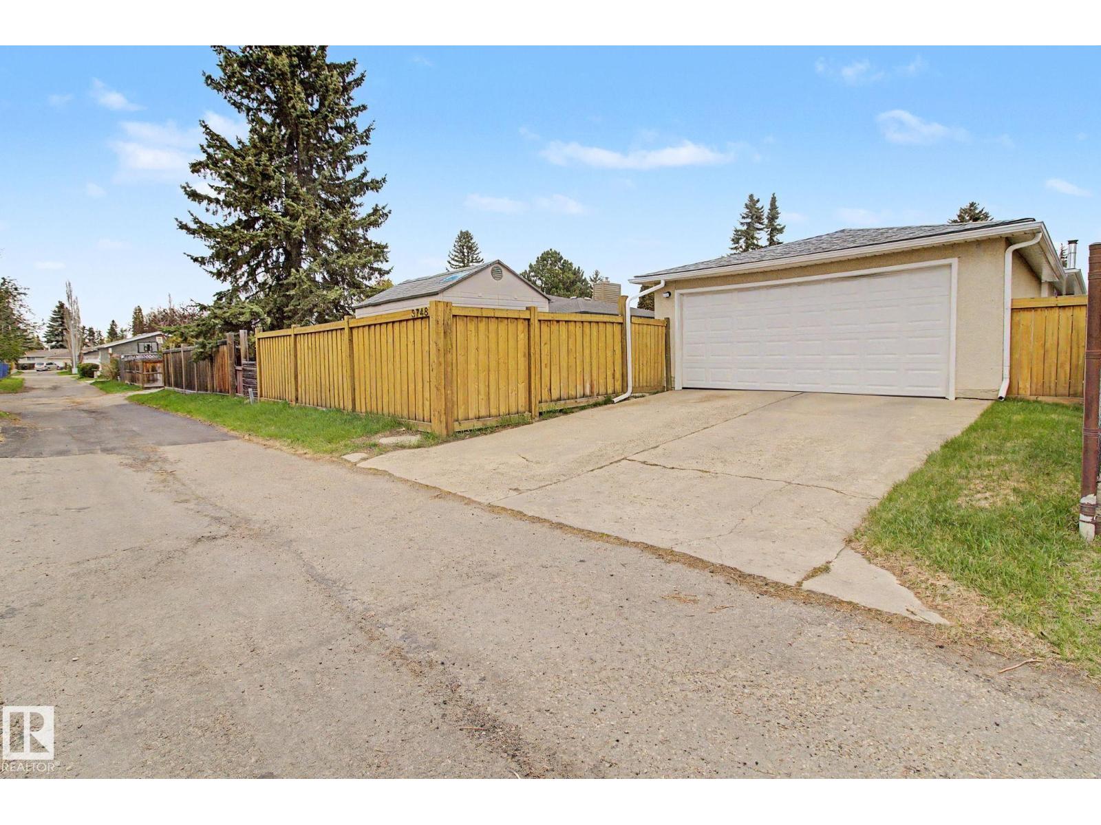 3748 117 ST NW - 43