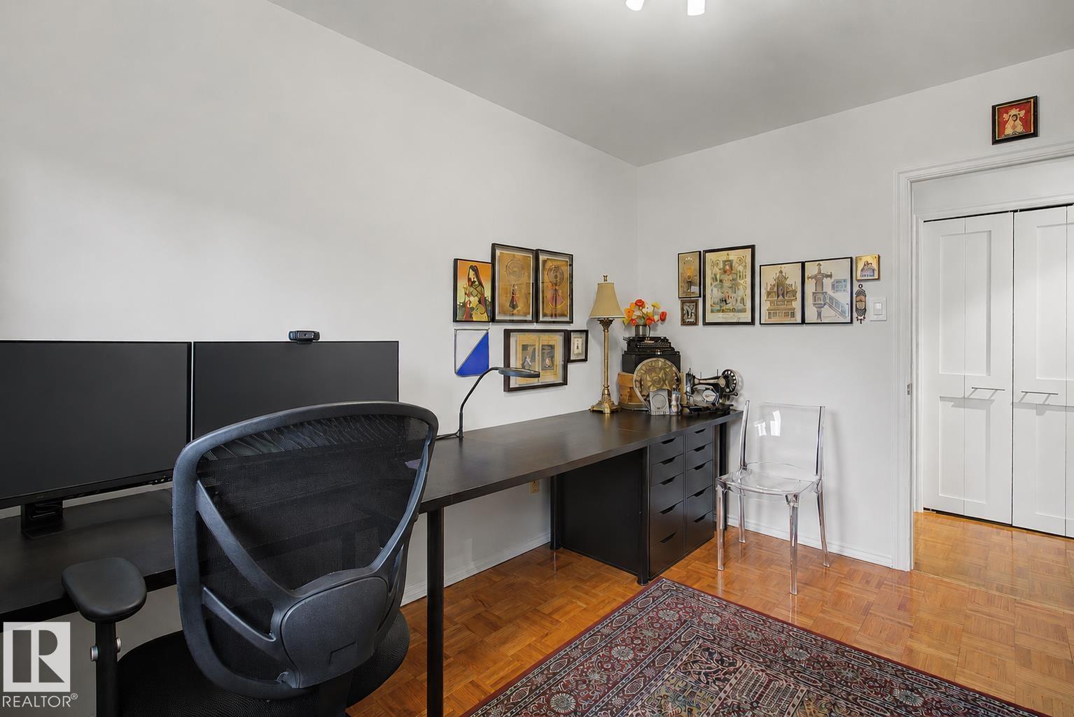 3748 117 ST NW - 25