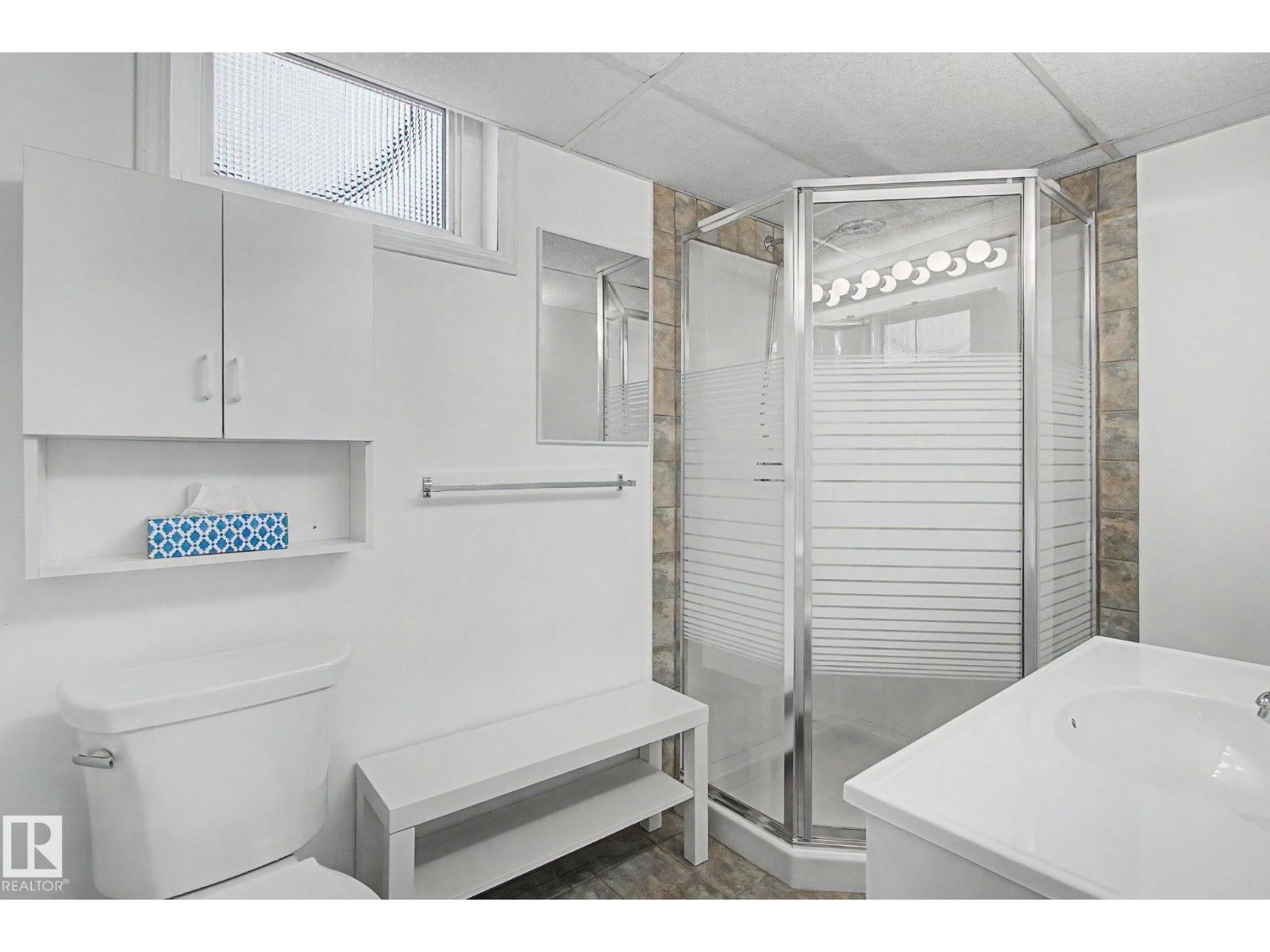 3748 117 ST NW - 36