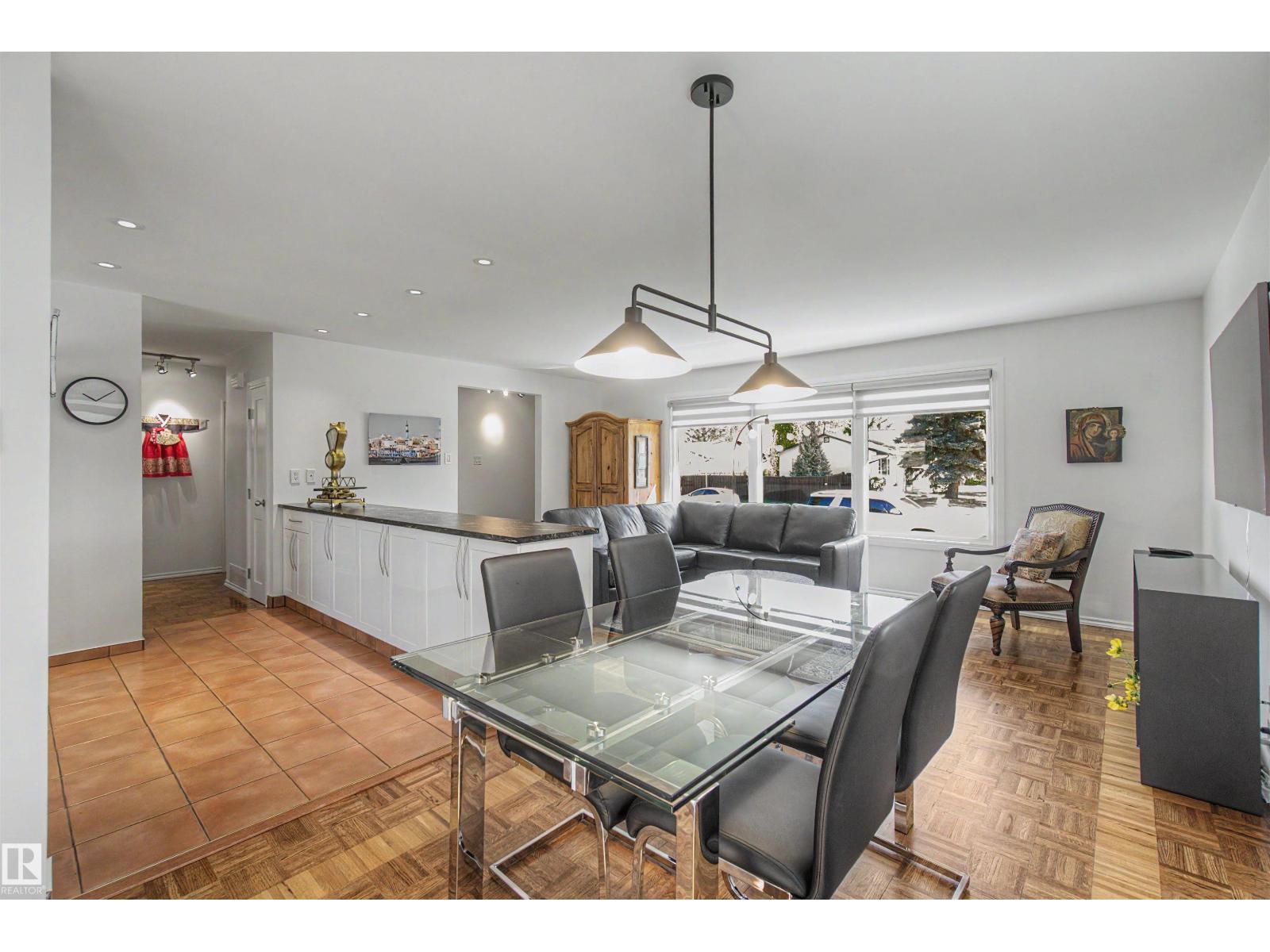3748 117 ST NW - 11