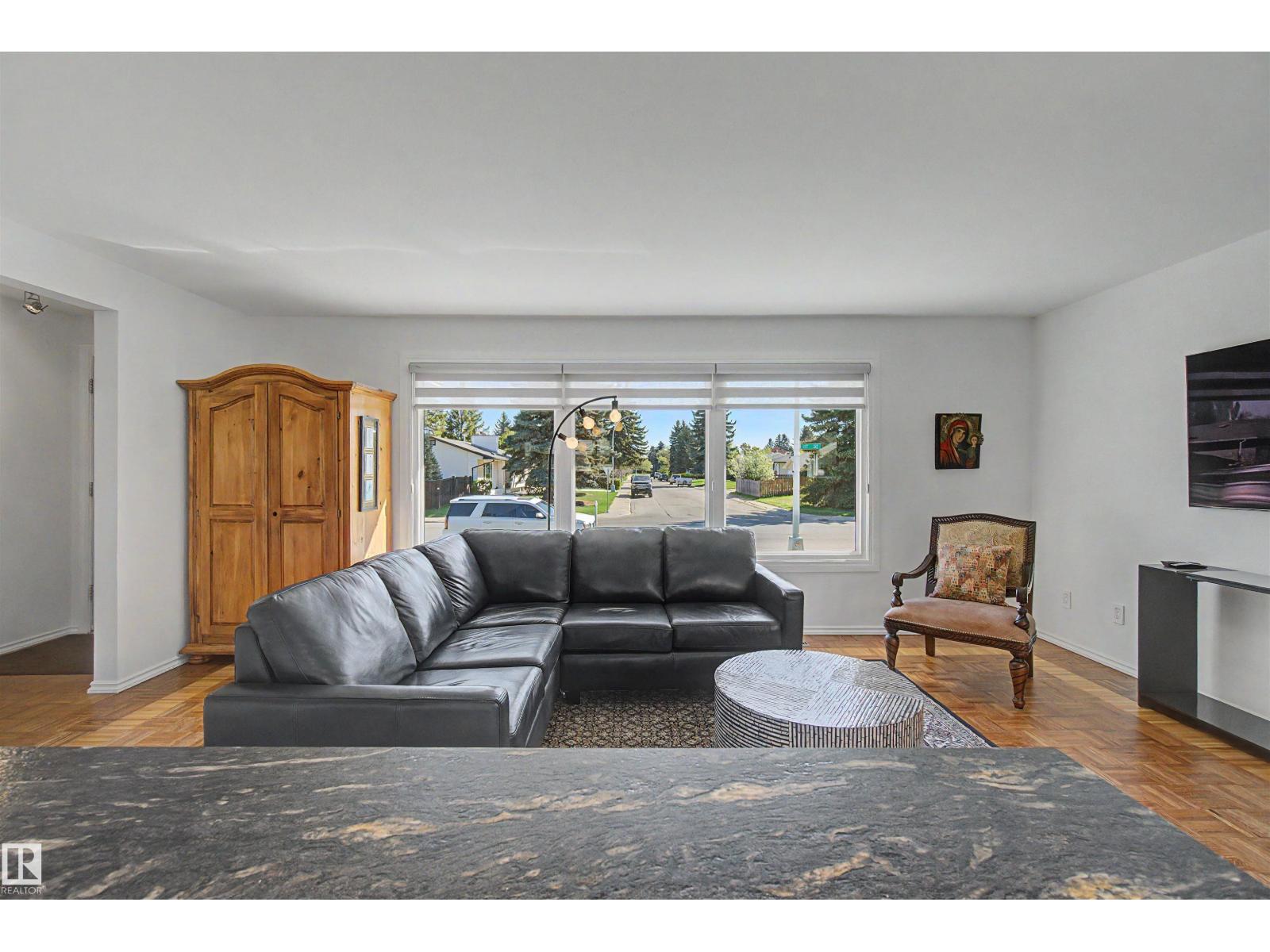 3748 117 ST NW - 10