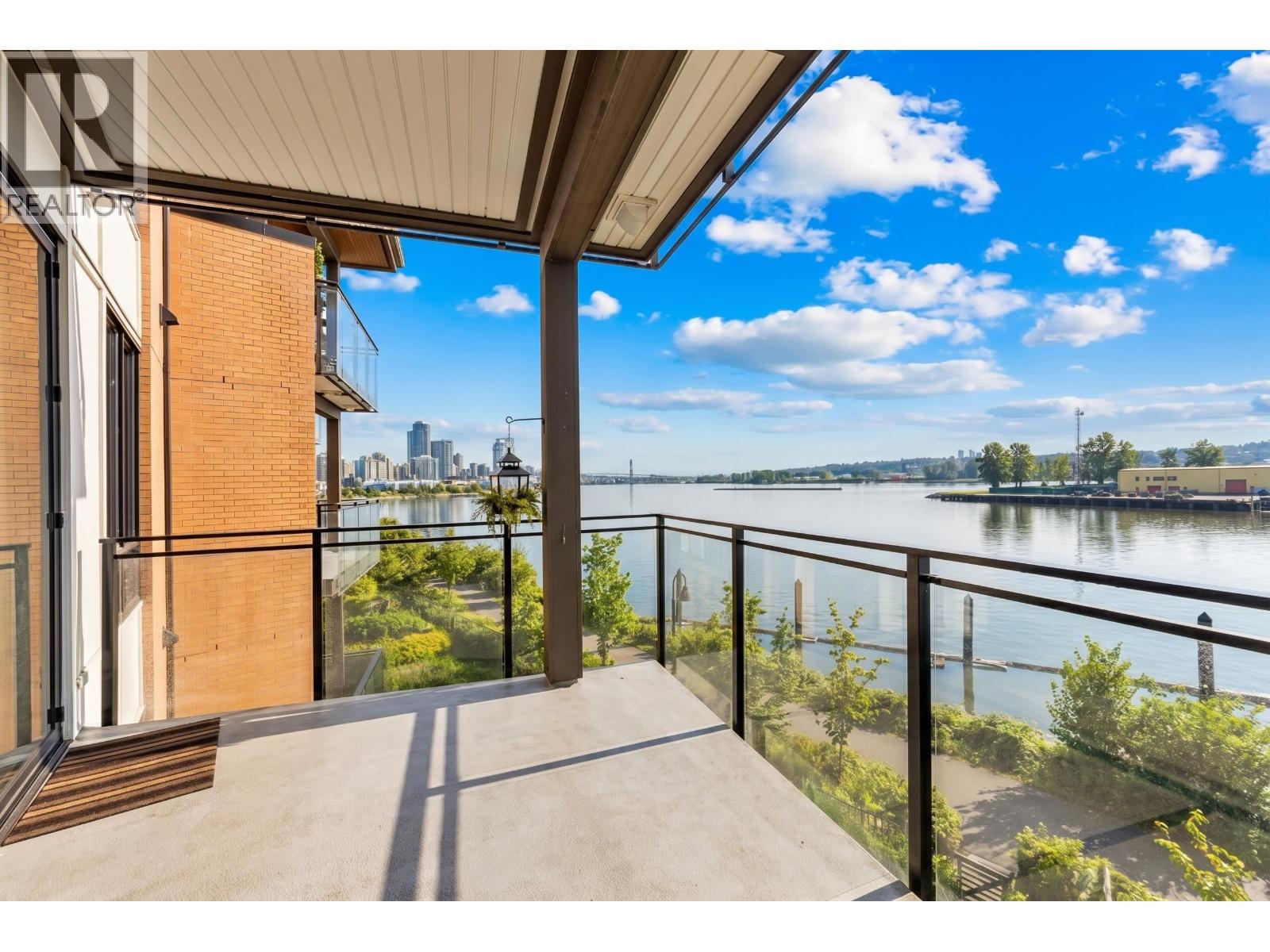 313 220 SALTER Street - main photo