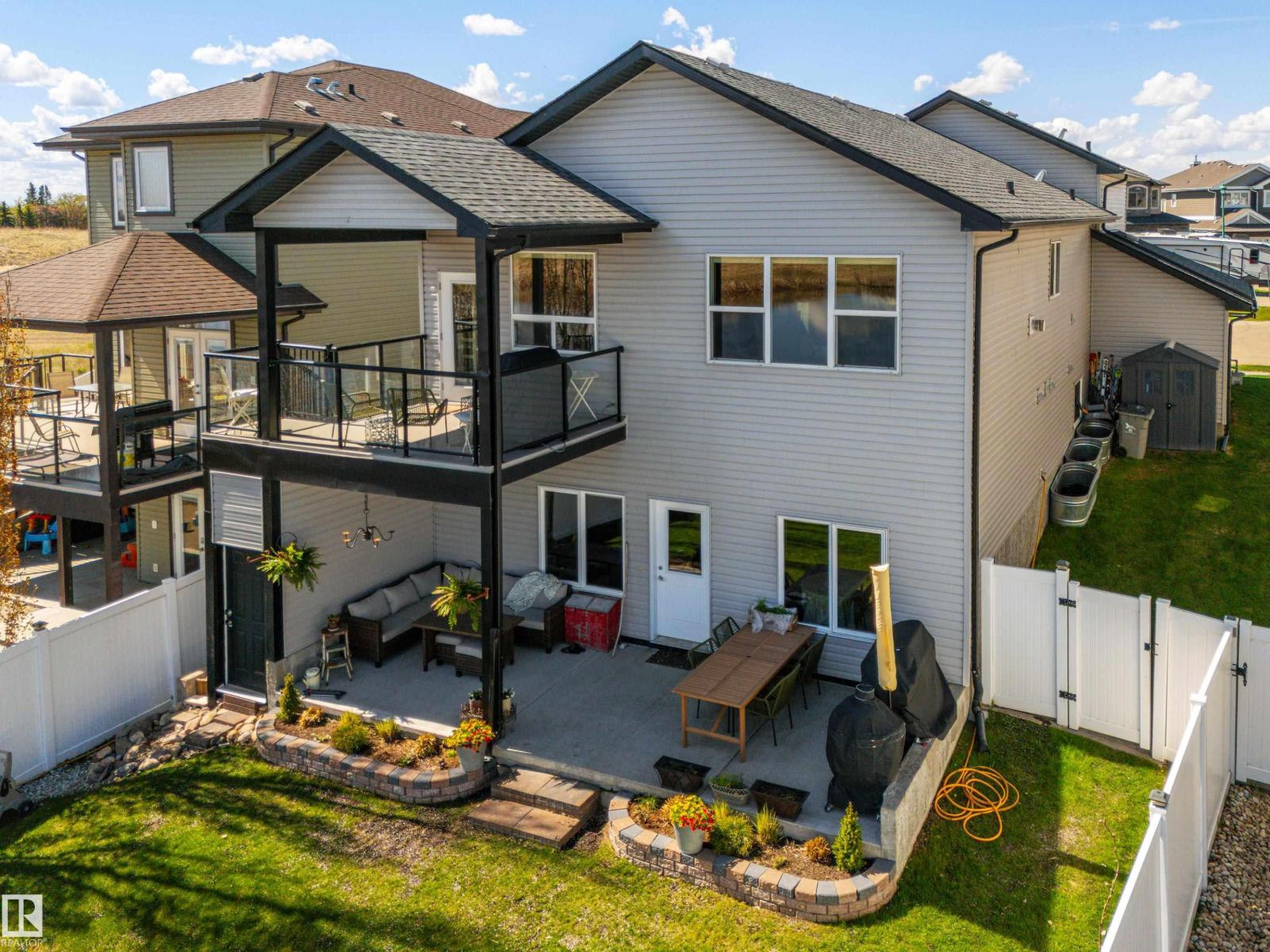 65 Lakewood BV - 51
