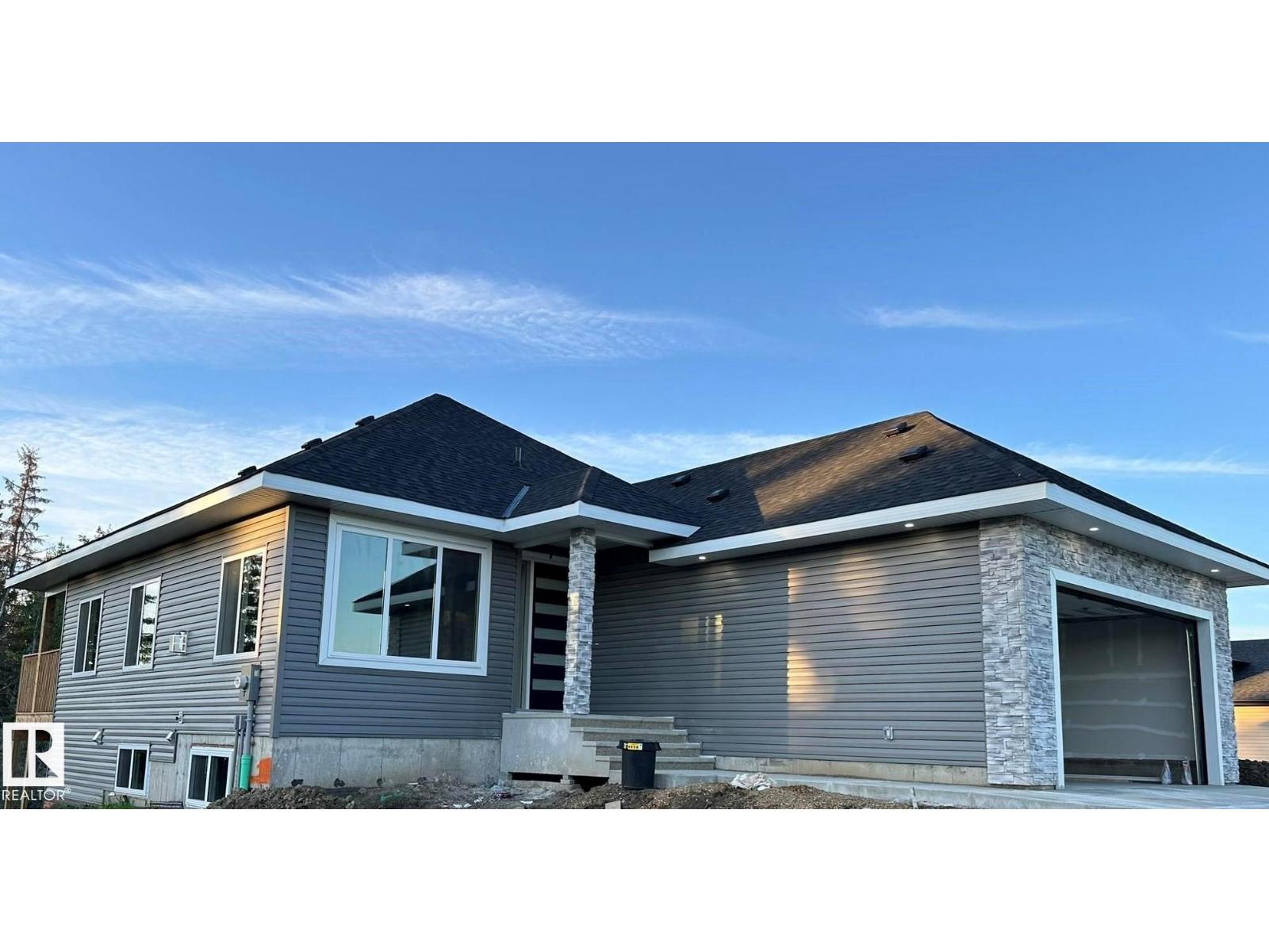 5611 45 ST - photo 3