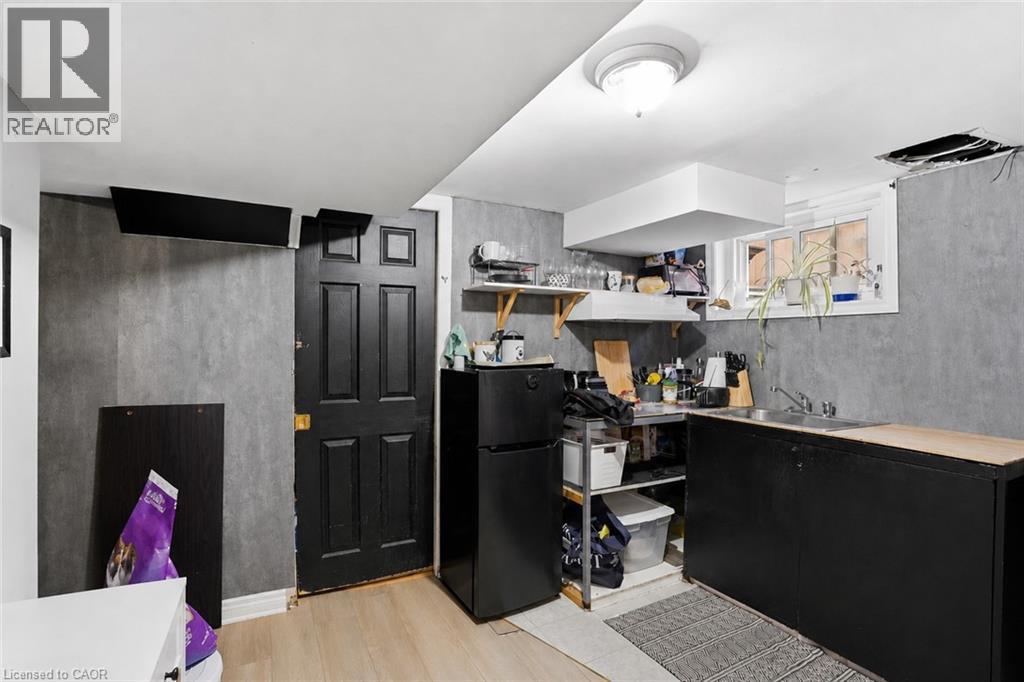 42 SUNNYLEA Drive - 14