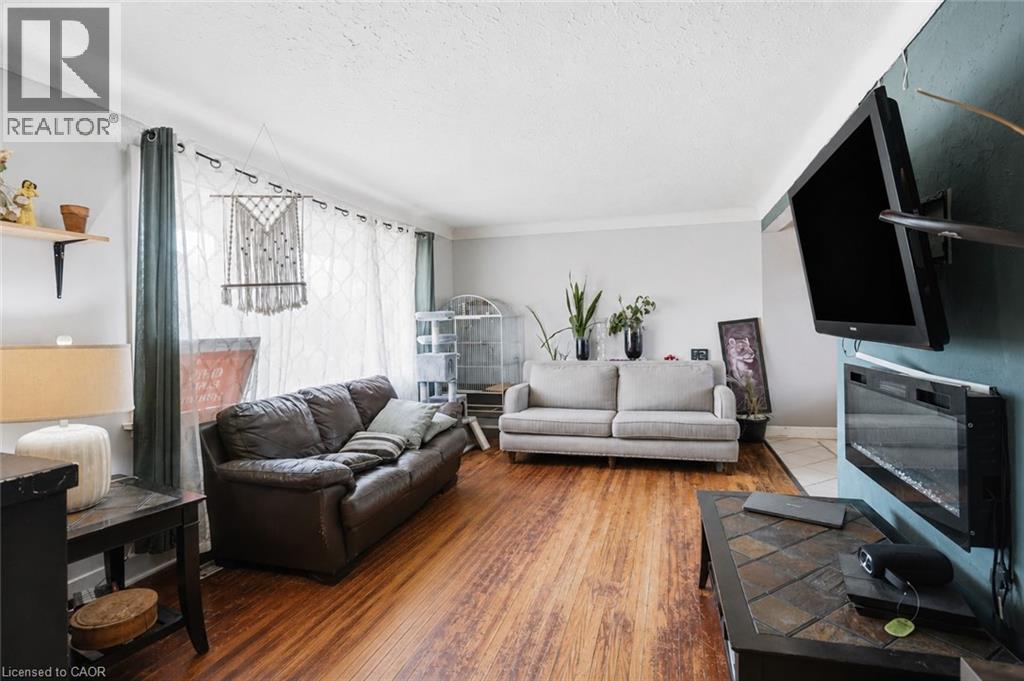 42 SUNNYLEA Drive - 6