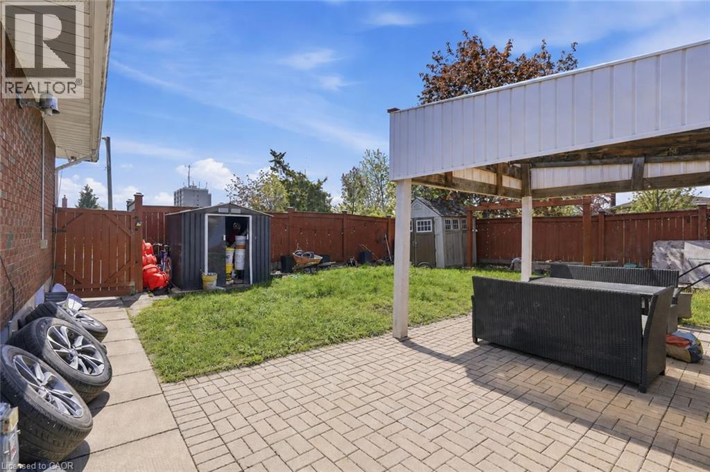 42 SUNNYLEA Drive - 18