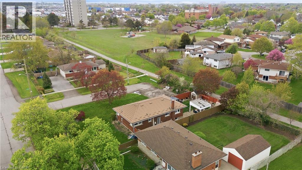42 SUNNYLEA Drive - 22