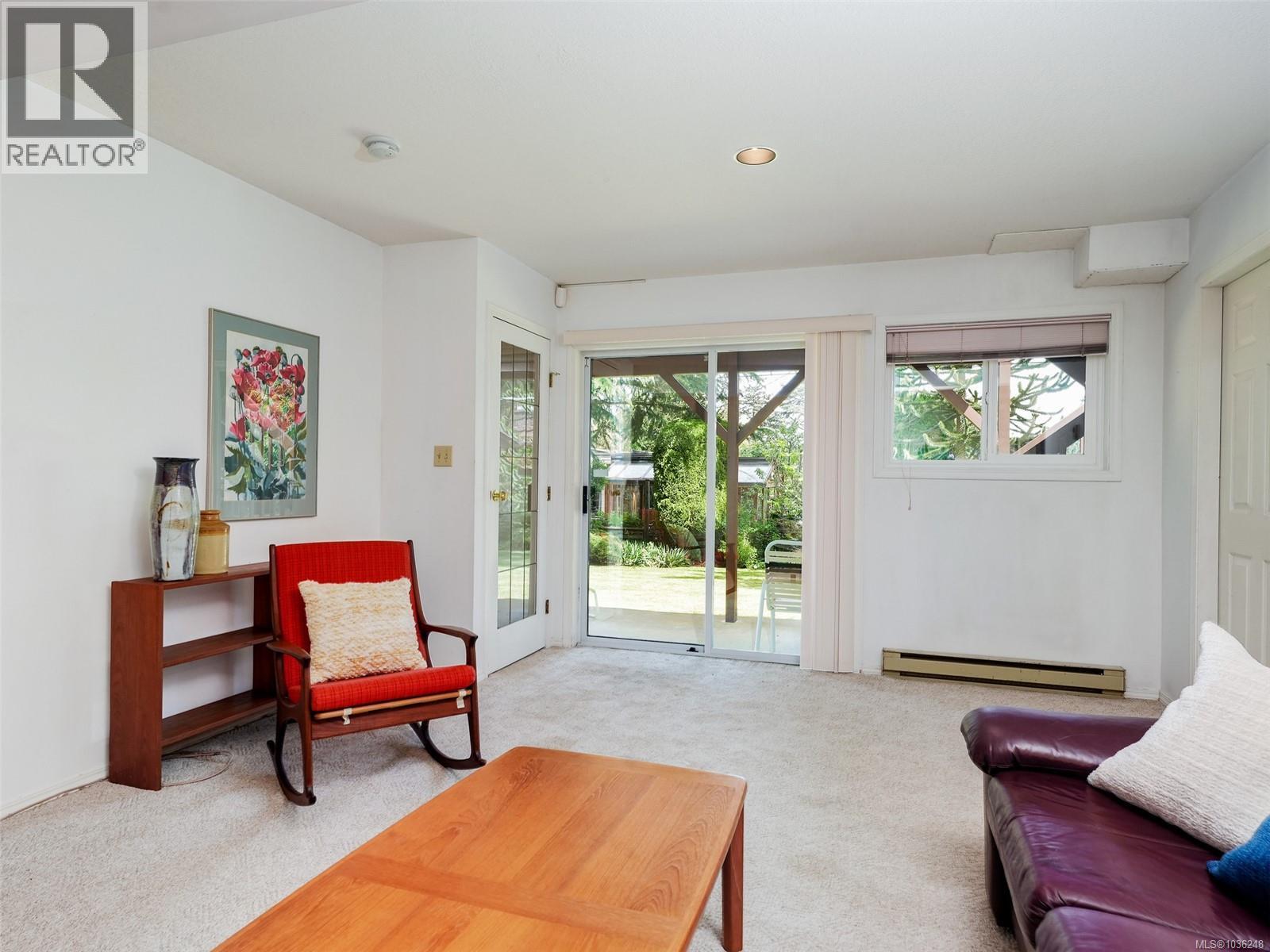 4905 Alamida Cres - 27