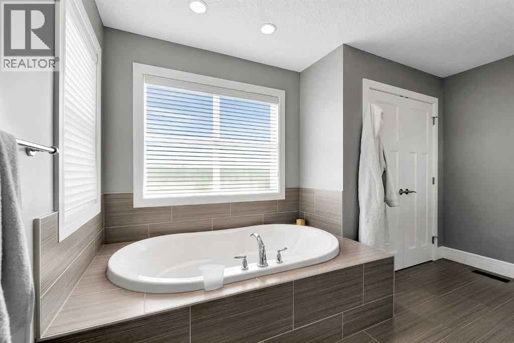 195 Chaparral Valley Way SE - 21