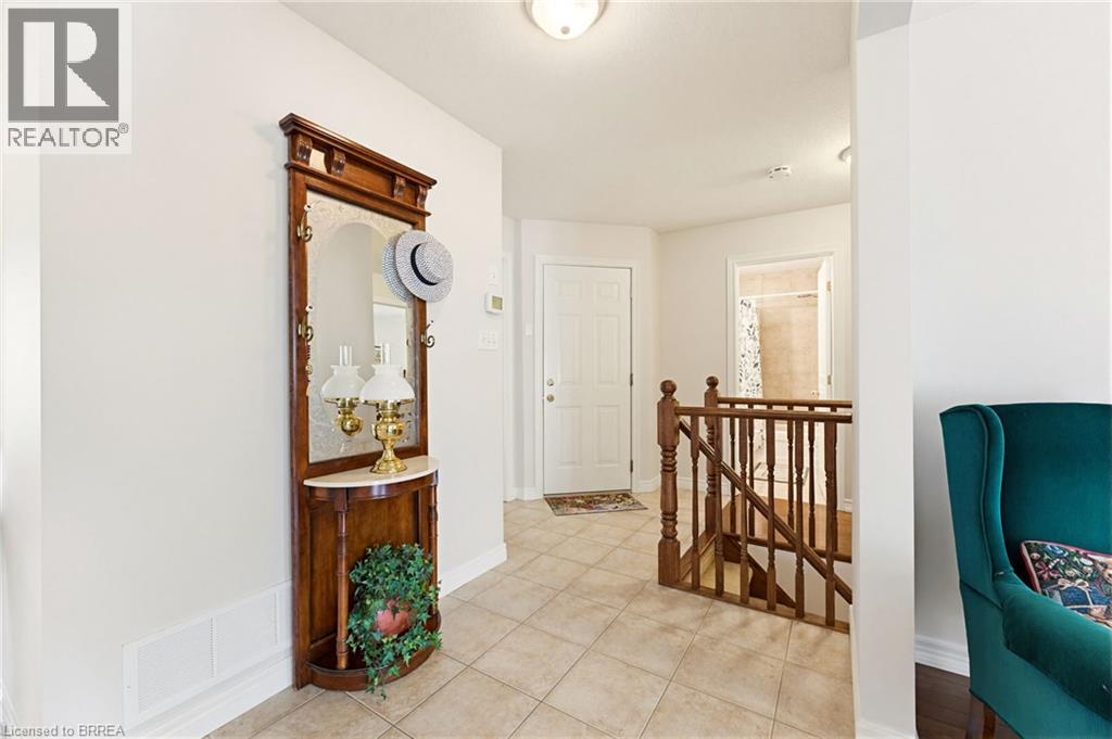 35 COBBLESTONE Drive - 22