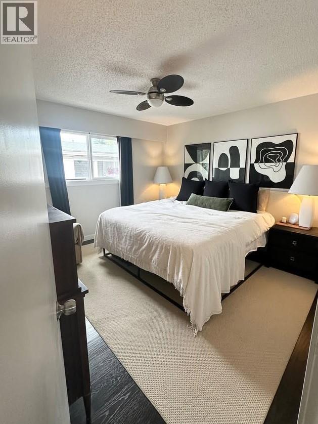 530 Roanoke Avenue - 16