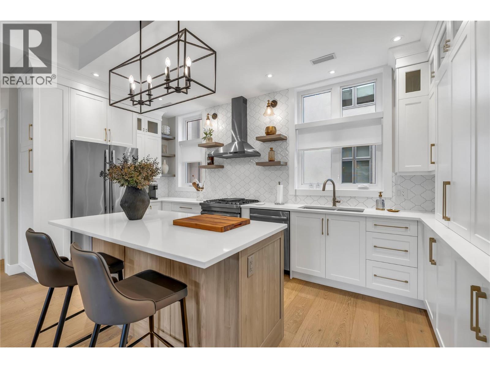 102 222 LEE Avenue, Penticton