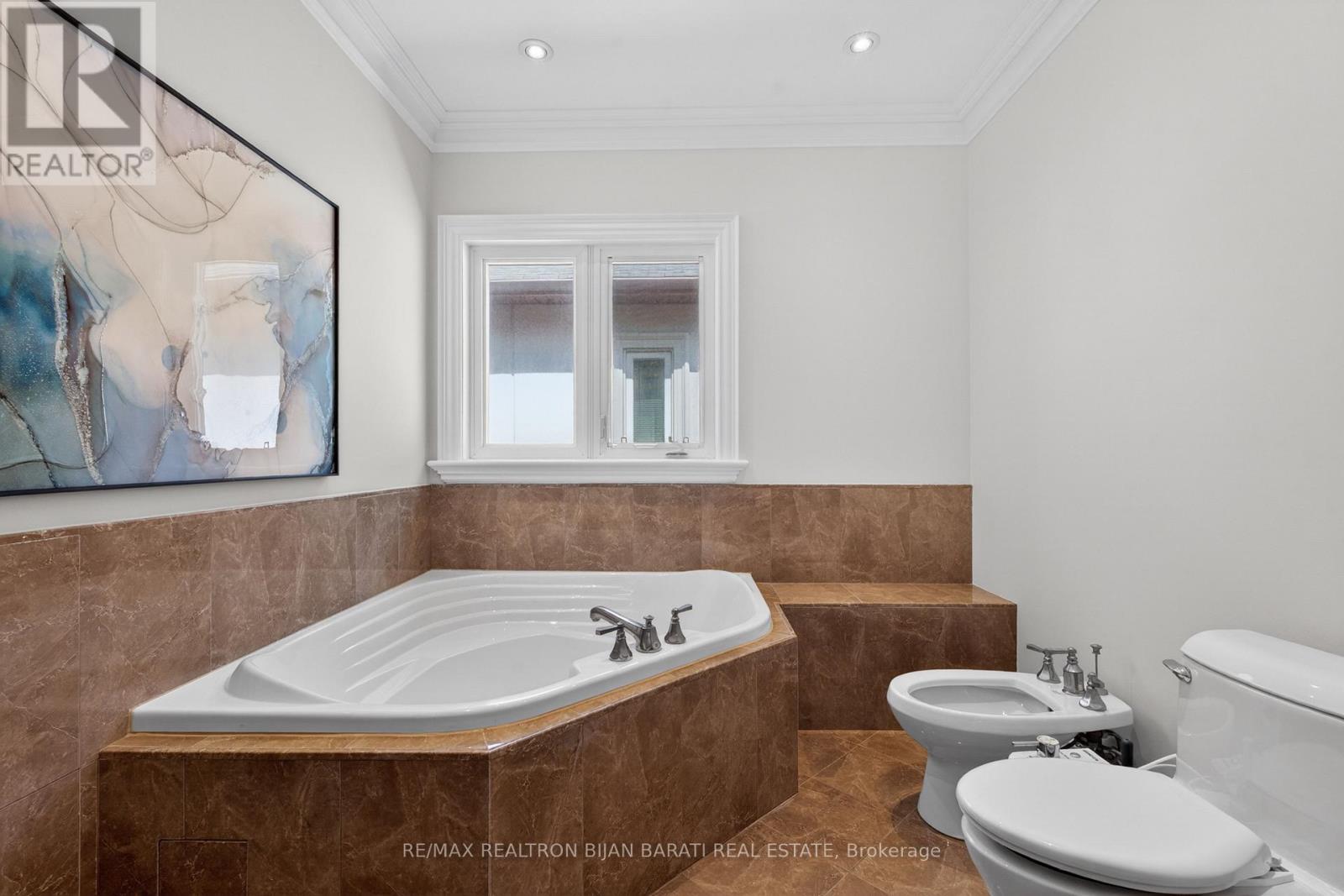 291 BYNG AVENUE - 26