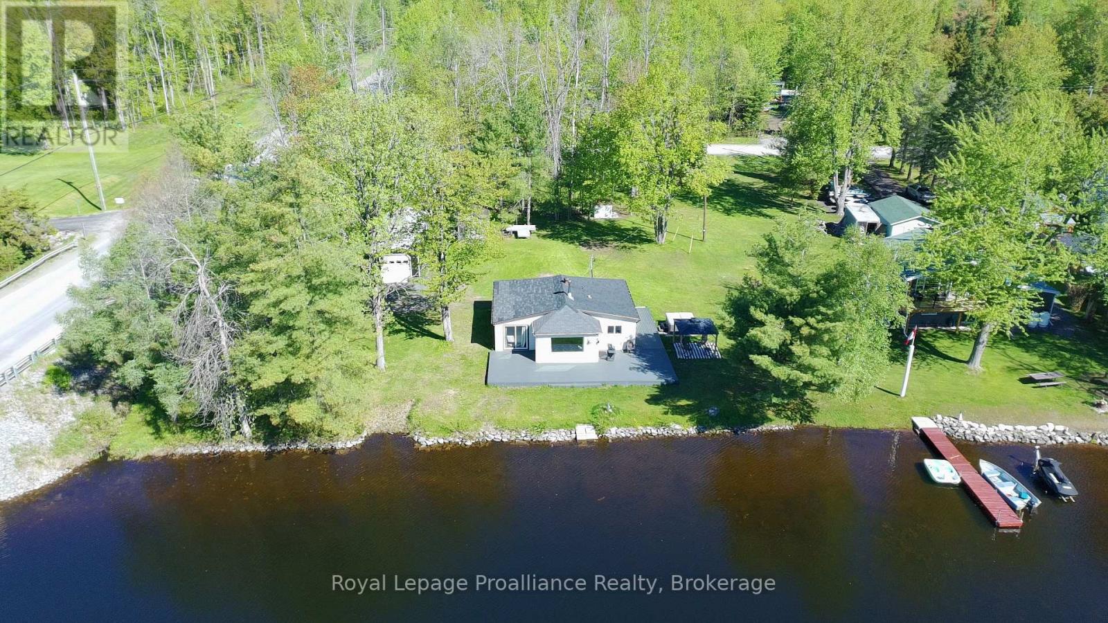562 CORDOVA ROAD - 31